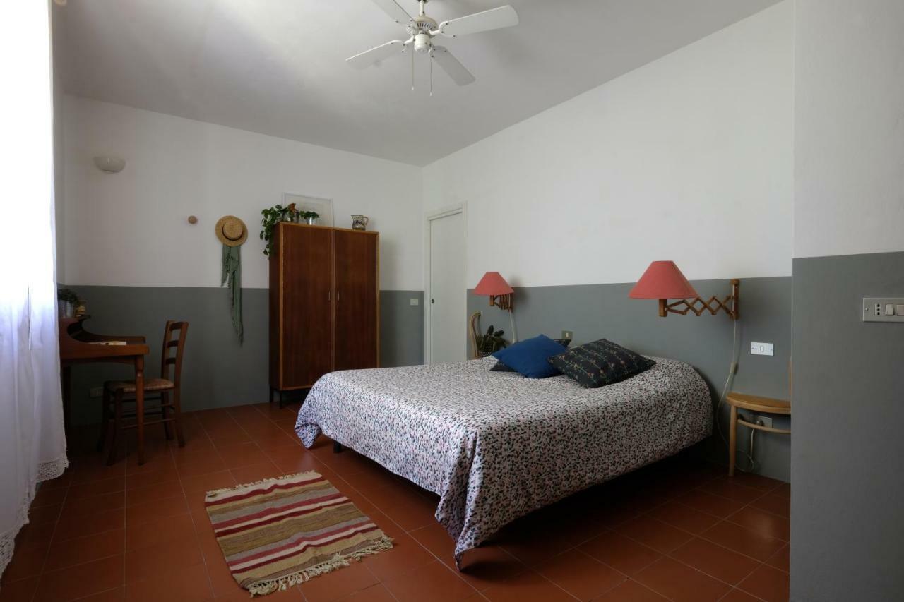 Casa Monteluro - B&b Tavullia Exterior foto
